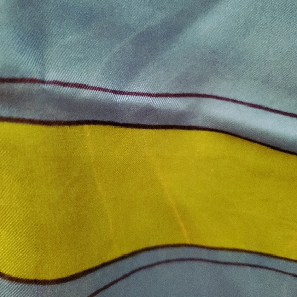 Vintage 80's Vera Long Rectangular Scarf - Picture 4 of 4